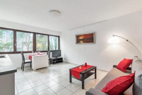 Bright flat with park and garage in Villeurbanne just nearby Lyon - Welkeys - Location saisonnière - Villeurbanne