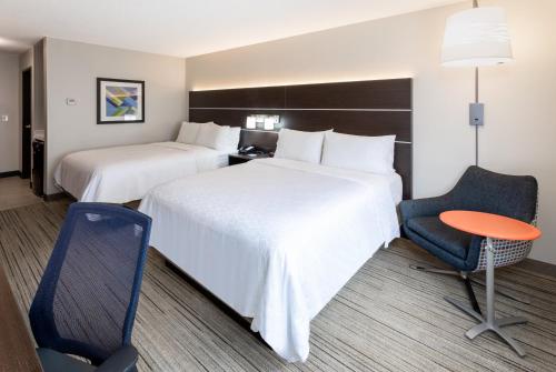 Holiday Inn Express Hotel And Suites Minneapolis Downtown