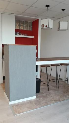 DEPARTAMENTOS SAAVEDRA dto 3 y 4