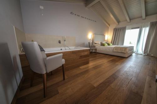K-Farm Room Type - Suite with Spa Bath