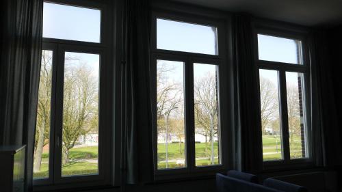 Op de Burg - image 4