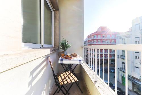 Almirante Balcony by Homing - image 4