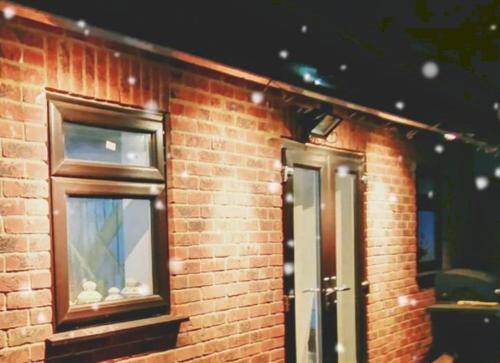 The Outhouse, Newbury Park, London
