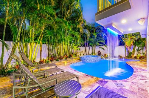 Blue Paradise - main image