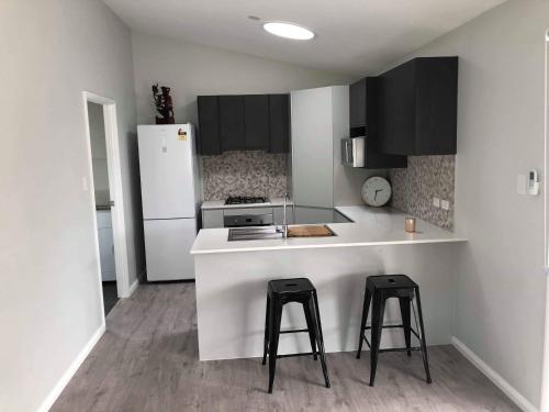 Cocina, Ashley's Retreat Umina Beach in Costa Central
