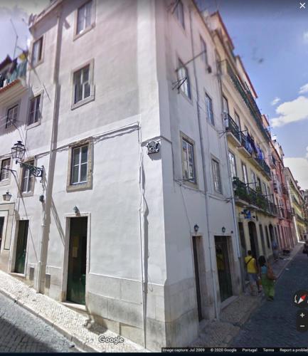 32 Top - Center of Lisbon Duplex Apartment, Barrio Alto 2