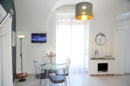 Benedettini Palace - exclusive suites & views - image 5