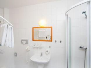 Cloister Inn Hotel, Прага (фото 9)