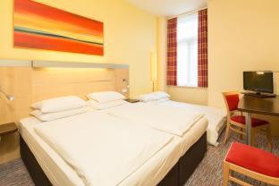 Exe City Park Hotel, Прага (фото 8)