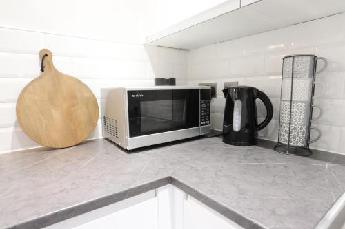 Birmingham NECAirport Interchange shortstay homebase - image 7