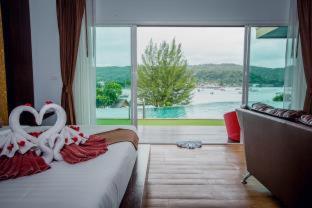 Phi Phi Cliff Beach Resort in Tonszaj-öböl