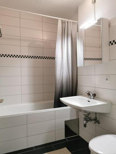 Fürdőszoba, Apartment Fewo Irdning Pichlarn in Aigen im Ennstal