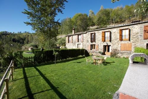 Apartamentos Rurales Les Barnedes 4