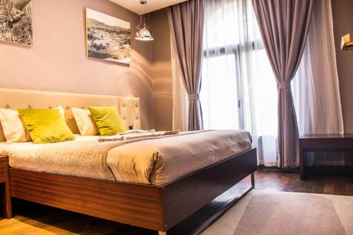Double Room image 7