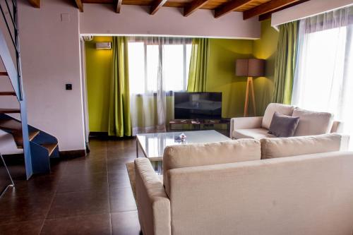 Deluxe Apartment image 8