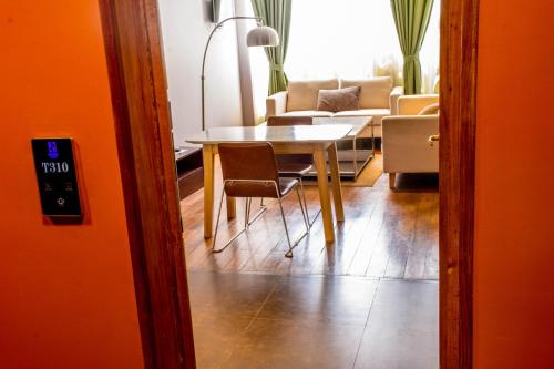 Deluxe Apartment image 7