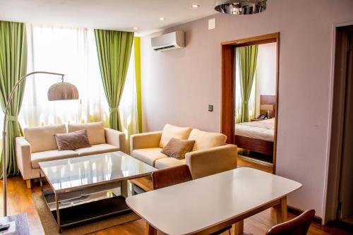 Deluxe Apartment image 9