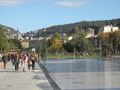 Mercure Nice Marché Aux Fleurs - image 5