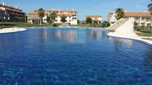 Fabuloso alojamiento compuesto por 4 chalets adosados de lujo en Panorámica Golf para 28 personas piscina con CIRCUITO SPA