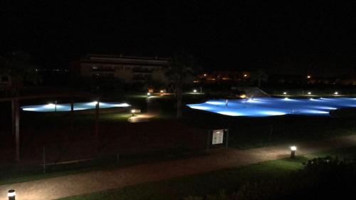 Fabuloso alojamiento compuesto por 4 chalets adosados de lujo en Panorámica Golf para 28 personas piscina con CIRCUITO SPA