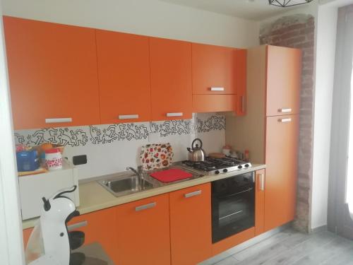 CASA FREJUS Bilocale di Charme Cenisia a 10 min da Metro & Politecnico, Turín (fotografie 3)
