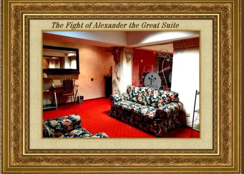 Deluxe King Room image 2