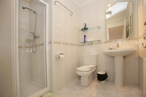 Villa image 8