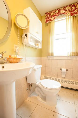 Dundee Arms Inn - Accommodation - Charlottetown