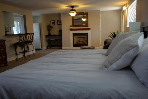 Mark III, INN & Suites in สตีเว่นสวิลล์ (MI)