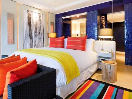 2 twin beds