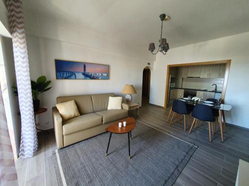 One-Bedroom Apartment image 1