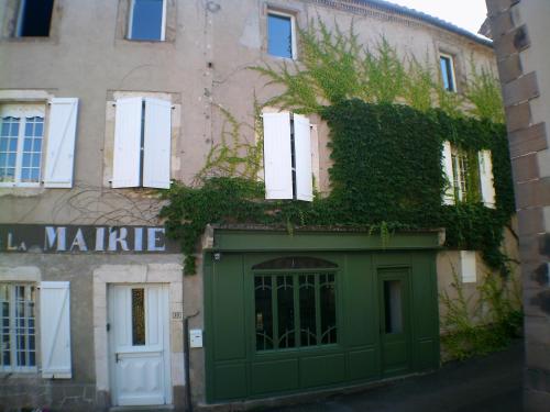 photo chambre Ancien Cafe de la Mairie