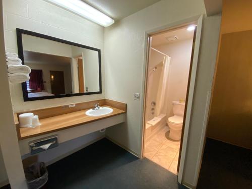Orland Inn - image 5