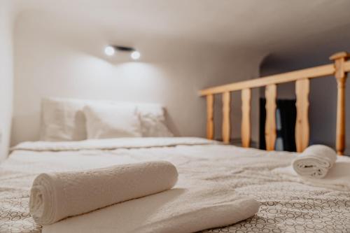 Warsaw Concierge Loft Chmielna - Tap to explore photos