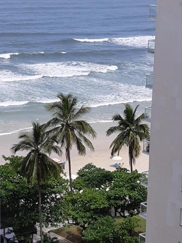 Lindo apartamento vista mar Pitangueiras Guaruja! in Pitangueiras