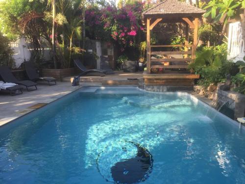 Loft Bellevue VILLA MORGANE, à 100m plage de Terre Sainte