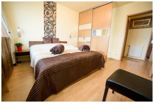 Arpad Bridge Apartments Room Type - One-Bedroom Apartment without Terrace Arpad Bridge Apartments Room Type - One-Bedroom Apartment without Terrace