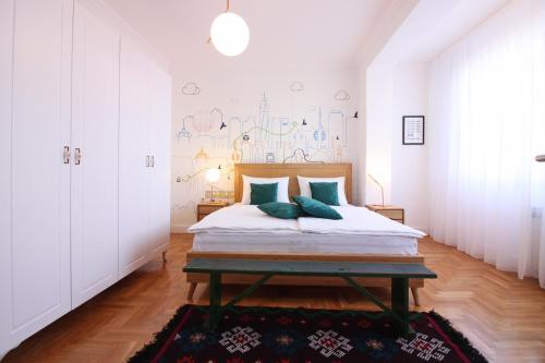 Central Residence - image 11
