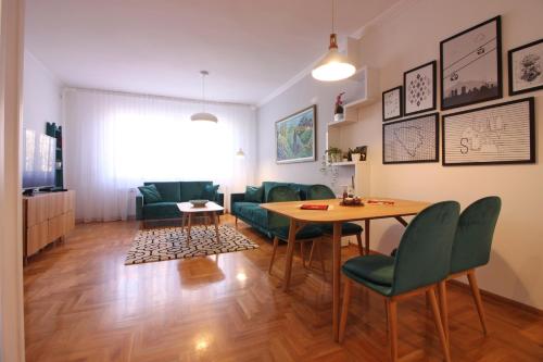 Central Residence - image 6