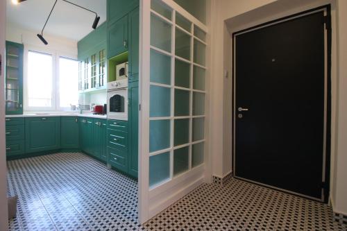 Central Residence - image 3
