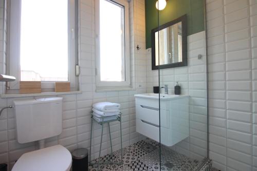 Central Residence - image 7