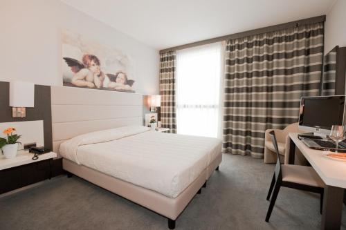 1 queen bed