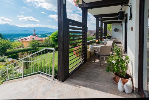 Hotel Garni Frühstückspension Neff in Velden am Wörthersee