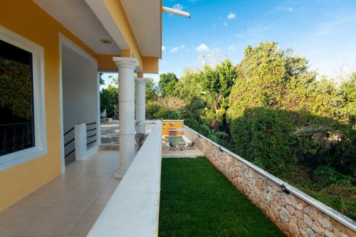 ระเบียง/ชานเรือน, Nicol-Haa in ลาสซินโก กาเยส