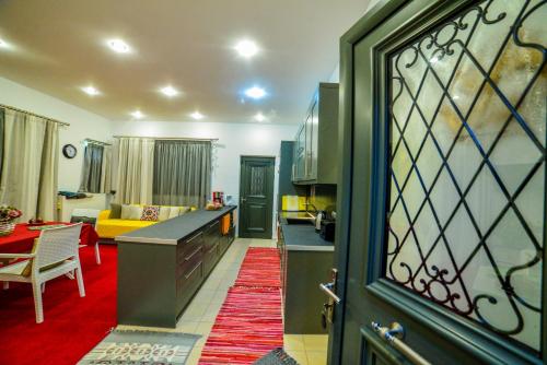  Giorgo's Luxury Apartment in Leonidi