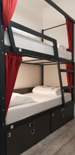 4 bunk beds