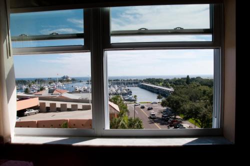 Ponce De Leon Hotel - main image