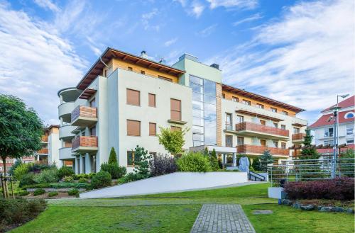 Apartamenty Bałtyckie - Wczasowa - osiedle zamknięte, winda, miejsce parkingowe
