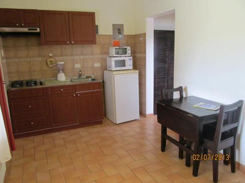 ห้องครัว, LaBounty Del Mar in กาอุยตา