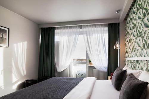 Apartment River front, Great View from 14th floor, next to PGE Narodowy Stadium, Torwar - by WarsawSkyLine Apartments, Varsavia (foto 9)